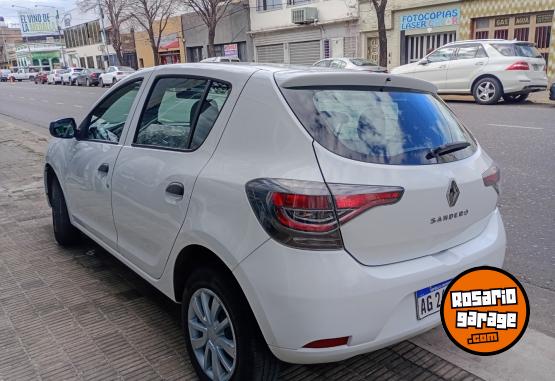 Autos - Renault Sandero 2023 Nafta 68000Km - En Venta