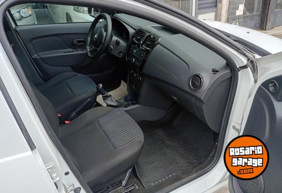 Autos - Renault Sandero 2023 Nafta 68000Km - En Venta