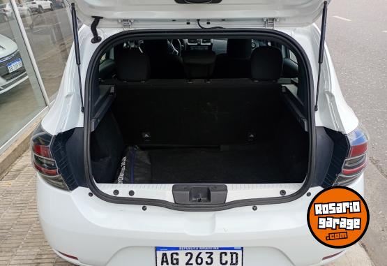 Autos - Renault Sandero 2023 Nafta 68000Km - En Venta