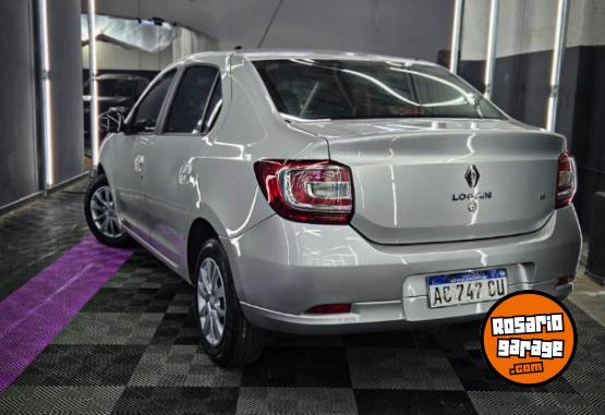 Autos - Renault Logan 2018 GNC 112000Km - En Venta