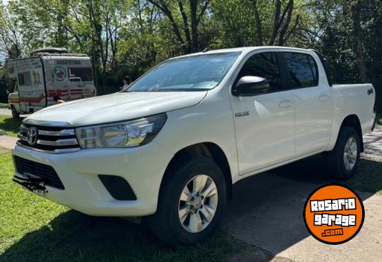 Camionetas - Toyota Hilux DX 2019 Diesel 257000Km - En Venta