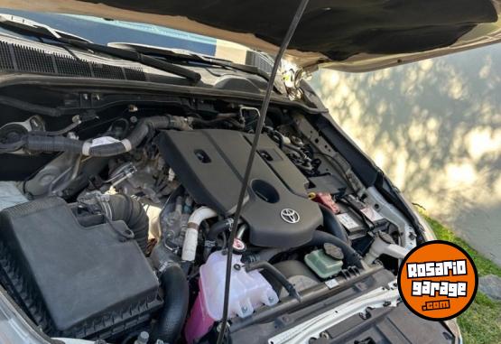 Camionetas - Toyota Hilux DX 2019 Diesel 257000Km - En Venta