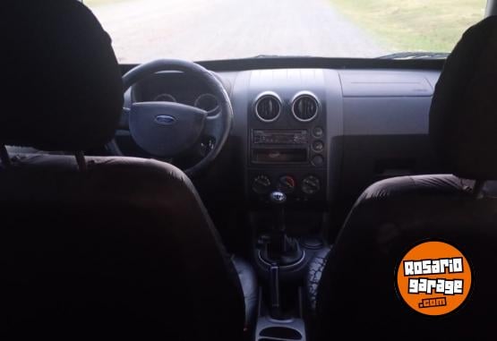 Camionetas - Ford ECO SPORT TDI 2004 Nafta 201000Km - En Venta