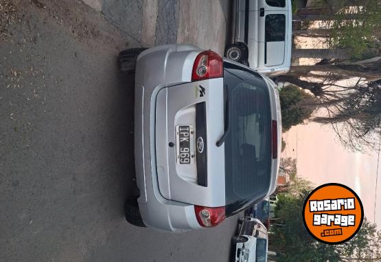 Autos - Ford Ka 2010 Nafta 139000Km - En Venta