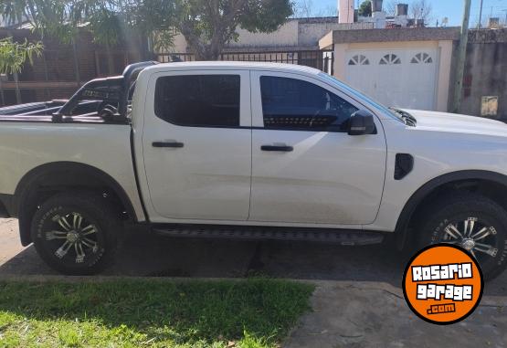 Camionetas - Ford Ranger 2024 Diesel 58000Km - En Venta