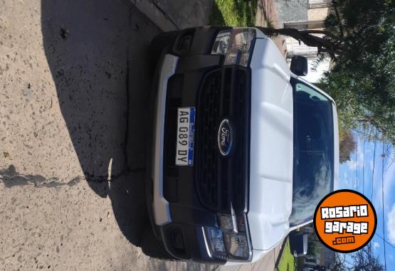 Camionetas - Ford Ranger 2024 Diesel 58000Km - En Venta