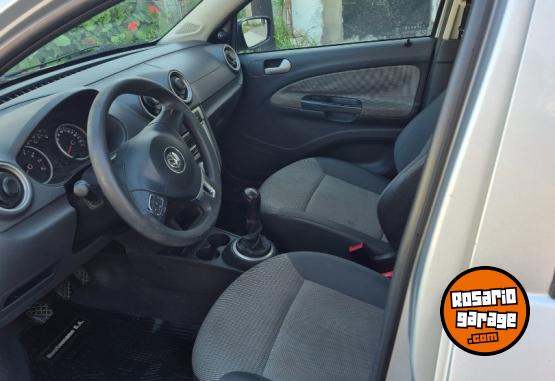 Autos - Volkswagen VOYAGE 2010 Nafta 117800Km - En Venta