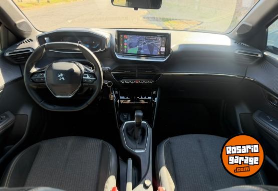 Autos - Peugeot 208 2023 Nafta 45000Km - En Venta
