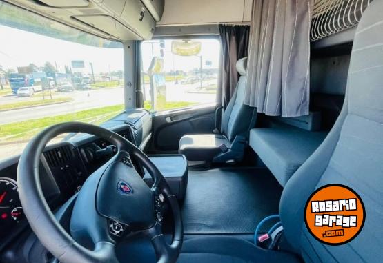 Camiones y Gr�as - TITULAR VENDE SCANIA G410 6X4 AUTOMATICO - En Venta