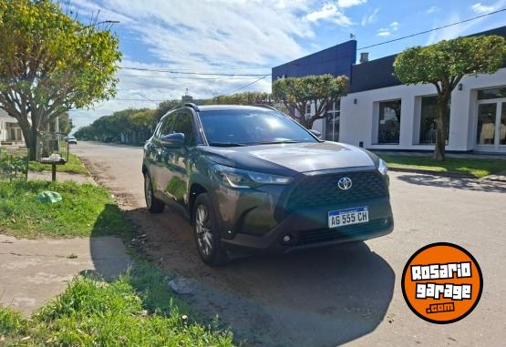 Autos - Toyota COROLLA CROSS 2024 Nafta 63000Km - En Venta