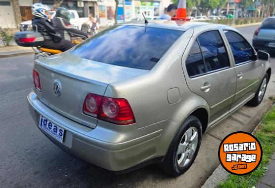 Autos - Volkswagen BORA 2.0 2008 Nafta  - En Venta