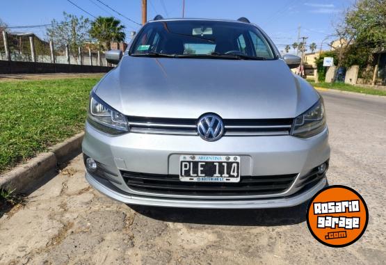 Autos - Volkswagen SURAN TRENDLINE 2015 Nafta 115000Km - En Venta