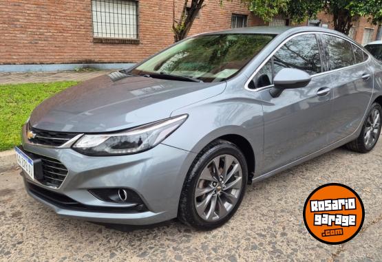 Autos - Chevrolet Cruze ltz exigentes permu 2017 Nafta 128000Km - En Venta