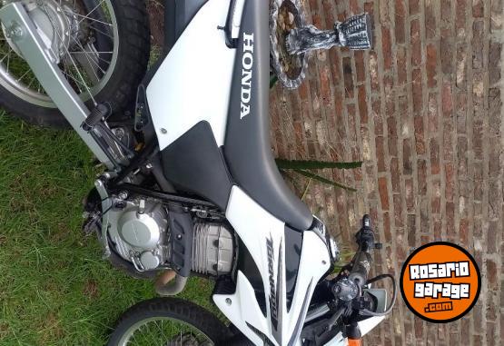 Motos - Honda Xr 250 tornado 2017 Nafta 26000Km - En Venta