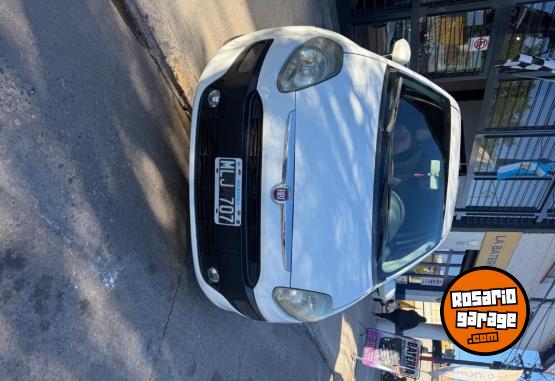 Autos - Fiat Punto attractive 2013 Nafta 158000Km - En Venta