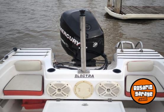 Embarcaciones - Electra 560 Mercury 115hp - En Venta