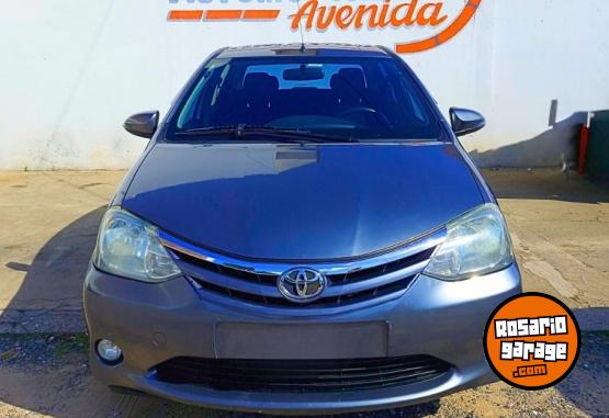 Autos - Toyota ETIOS XLS 2014 Nafta 158230Km - En Venta