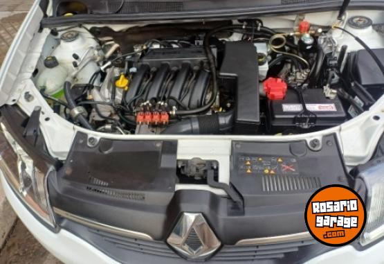 Autos - Renault sandero privilege 2016 GNC 115000Km - En Venta