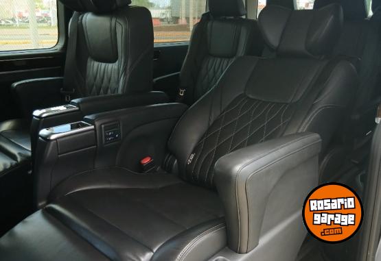 Utilitarios - Toyota Hiace Wagon 6AT 2022 Diesel 89000Km - En Venta