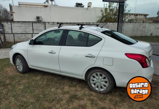 Autos - Nissan VERSA 2014 Nafta 86000Km - En Venta
