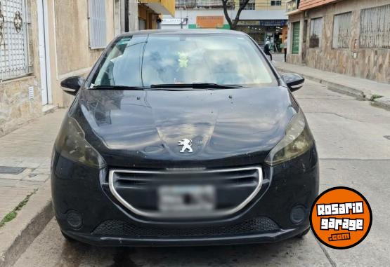 Autos - Peugeot 208 2013 Nafta 165000Km - En Venta