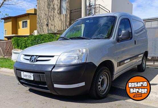 Utilitarios - Peugeot Partner Confort 2015 Diesel 109000Km - En Venta