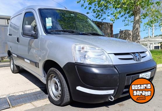 Utilitarios - Peugeot Partner Confort 2015 Diesel 109000Km - En Venta