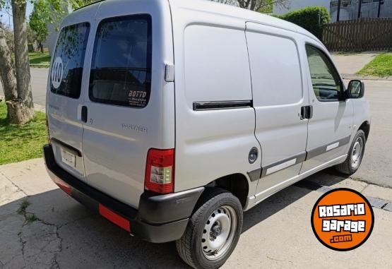 Utilitarios - Peugeot Partner Confort 2015 Diesel 109000Km - En Venta