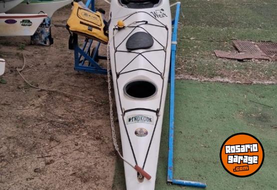 Deportes Náuticos - Kayak Simple Astillero Weir Cruz Diablo con percha. - En Venta