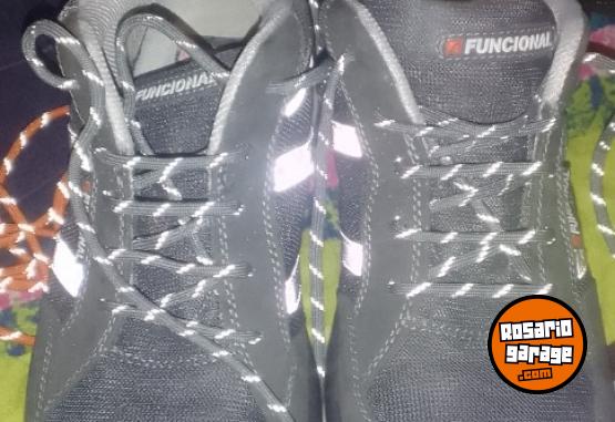 Indumentaria - ! LIQUIDO X 5 ! Calzado FUNCIONAL _Chaleco PAMPERO - En Venta