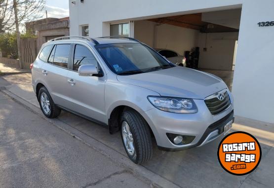 Camionetas - Hyundai Santa Fe 2012 Nafta 230000Km - En Venta