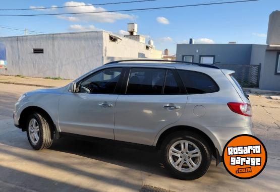 Camionetas - Hyundai Santa Fe 2012 Nafta 230000Km - En Venta