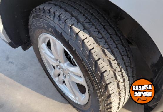 Camionetas - Hyundai Santa Fe 2012 Nafta 230000Km - En Venta
