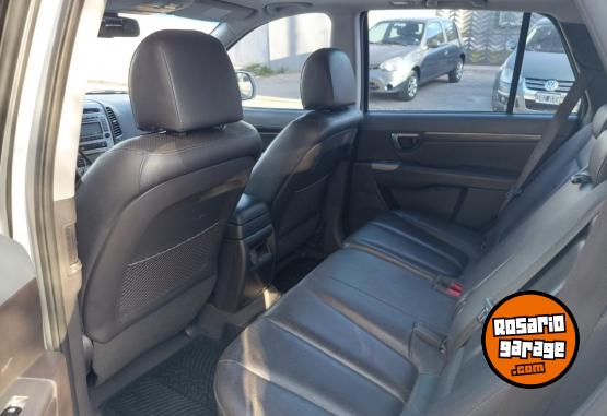 Camionetas - Hyundai Santa Fe 2012 Nafta 230000Km - En Venta
