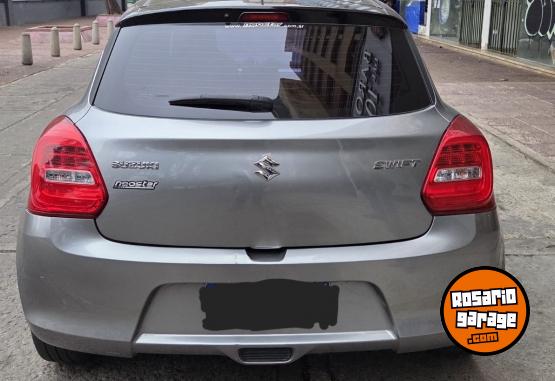 Autos - Suzuki SWIFT GLX 2018 Nafta 57000Km - En Venta