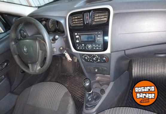 Autos - Renault Nuevo Logan 2015 2015 GNC 150000Km - En Venta