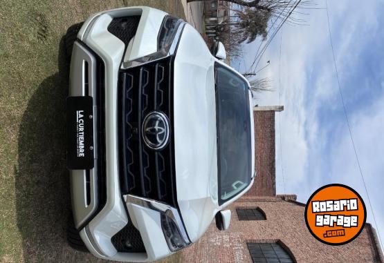 Camionetas - Toyota SW4 4x4 SRX 2.8 AT 7A 2023 Diesel 105000Km - En Venta