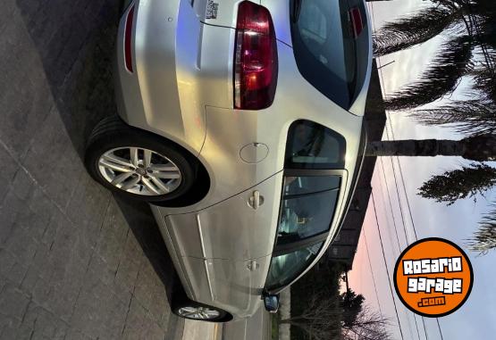 Autos - Volkswagen Suran Highline 1.6 2018 Nafta 112000Km - En Venta