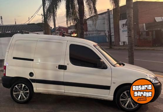 Utilitarios - Citroen Berlingo Furgon HDI 2023 Diesel 30500Km - En Venta