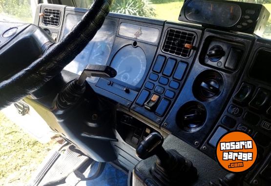 Camiones y Gr�as - Vendo o permuto por camioneta de mi inter�s - En Venta