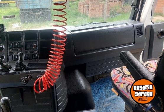 Camiones y Gr�as - Vendo o permuto por camioneta de mi inter�s - En Venta