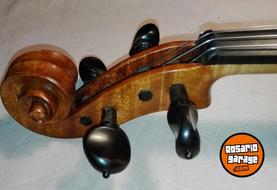 Instrumentos Musicales - Viol�n 4/4 de autor con arco y estuche. - En Venta