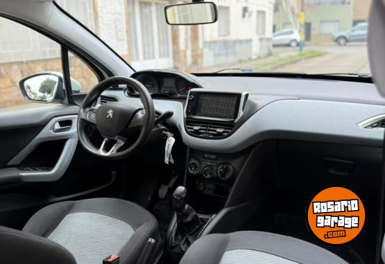 Autos - Peugeot 208 Allure 2016 Nafta 150000Km - En Venta