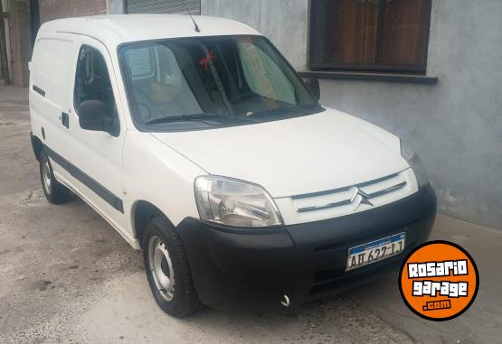 Utilitarios - Citroen Berlingo 2019 Diesel 160000Km - En Venta
