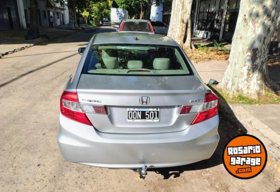 Autos - Honda Civic 2015 Nafta 121000Km - En Venta
