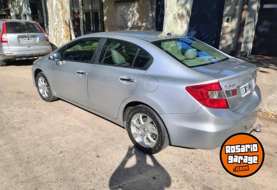 Autos - Honda Civic 2015 Nafta 121000Km - En Venta
