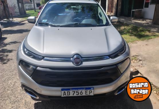 Camionetas - Fiat Toro 2019 Nafta 71000Km - En Venta