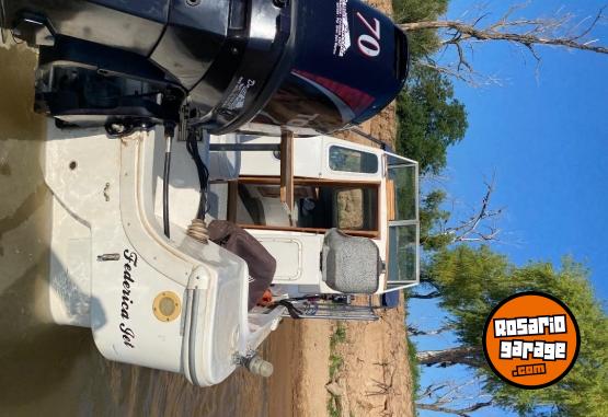 Embarcaciones - Vendo Traker Cabinado 620 con Tohatsu 70 - En Venta