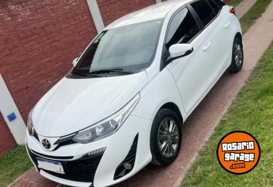 Autos - Toyota Yaris xls en garantia per 2020 Nafta 96000Km - En Venta