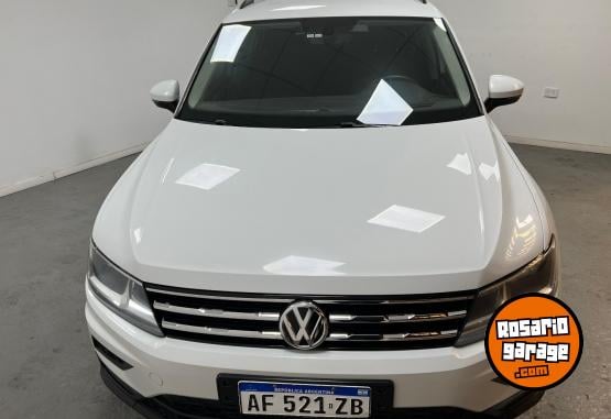 Autos - Volkswagen TIGUAN TRENDLINE 250 TSI 2022 Nafta 69139Km - En Venta